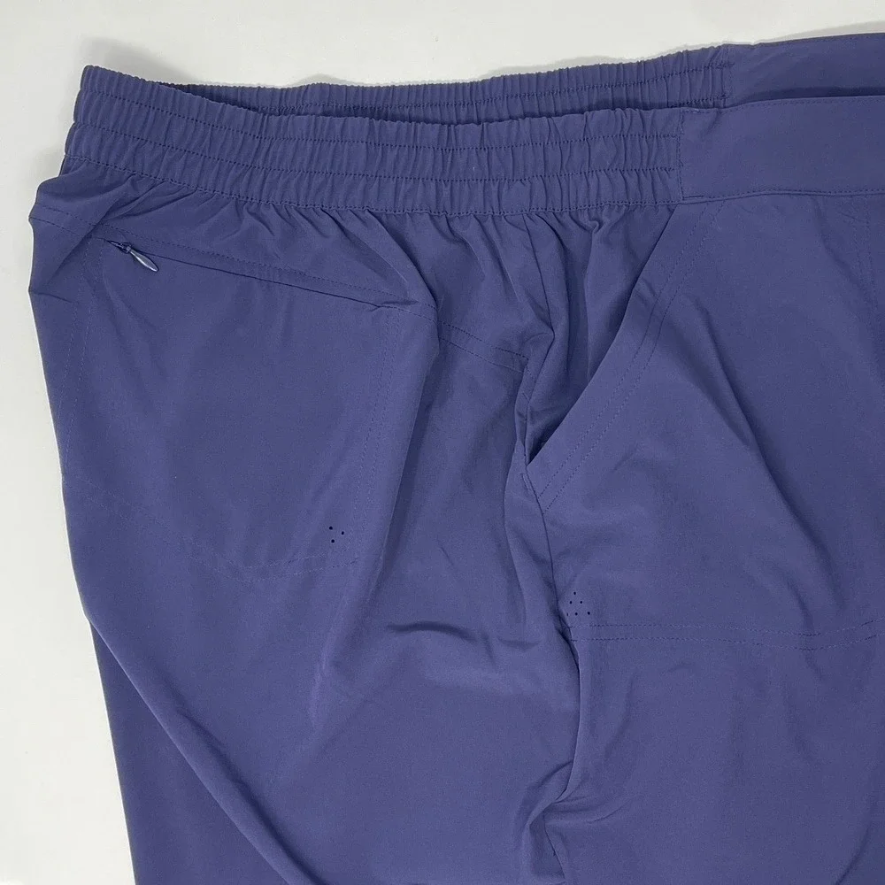 L.L. Bean Men's XXL Dark Purple Hybrid Performance Stretch Zipper Shorts